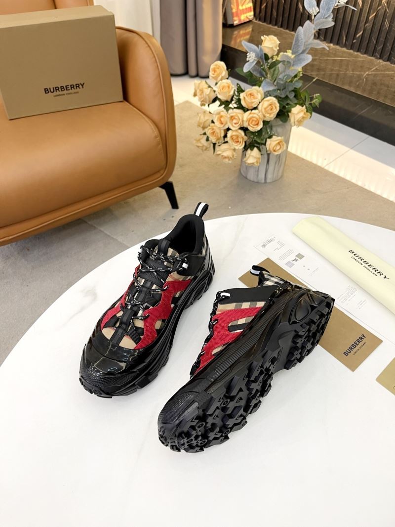 Burberry Low Shoes